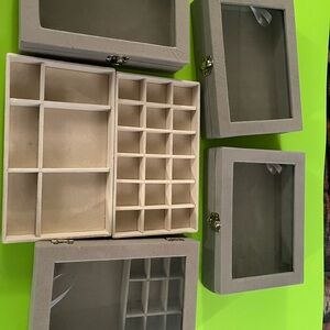 Sophisticated Gray Jewelry Organizer Set